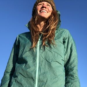 Patagonia Men’s Small Women’s Medium windbreaker Houdini jacket